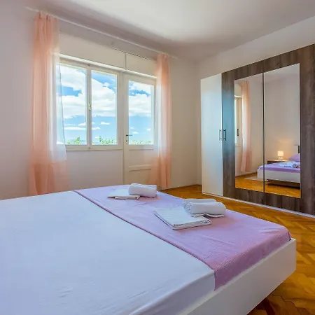 شقة Komfortables Nur 430 Meter Zum Mit Meerblick, Balkon, Terrasse, Grillbereich