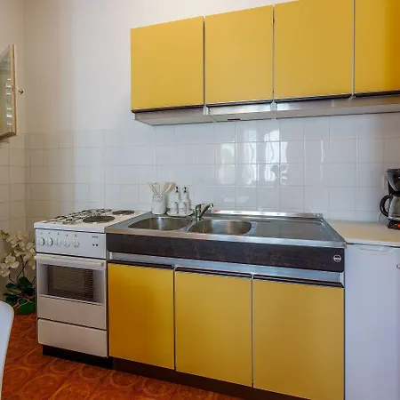 Komfortables Nur 430 Meter Zum Mit Meerblick, Balkon, Terrasse, Grillbereich شقة *