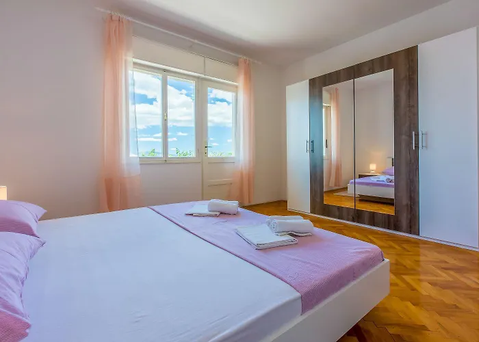 アパート Komfortables Nur 430 Meter Zum Mit Meerblick, Balkon, Terrasse, Grillbereich