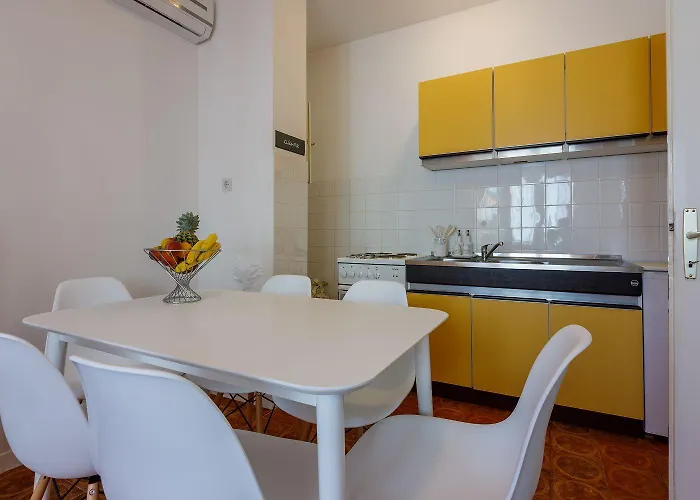 アパート Komfortables Nur 430 Meter Zum Mit Meerblick, Balkon, Terrasse, Grillbereich *