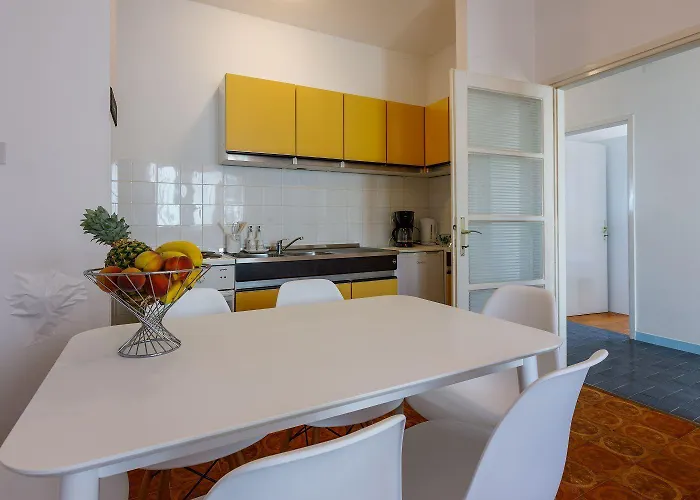Komfortables Nur 430 Meter Zum Mit Meerblick, Balkon, Terrasse, Grillbereich *