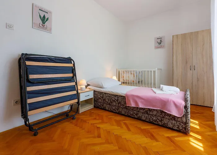 Komfortables Nur 430 Meter Zum Mit Meerblick, Balkon, Terrasse, Grillbereich Apartment *
