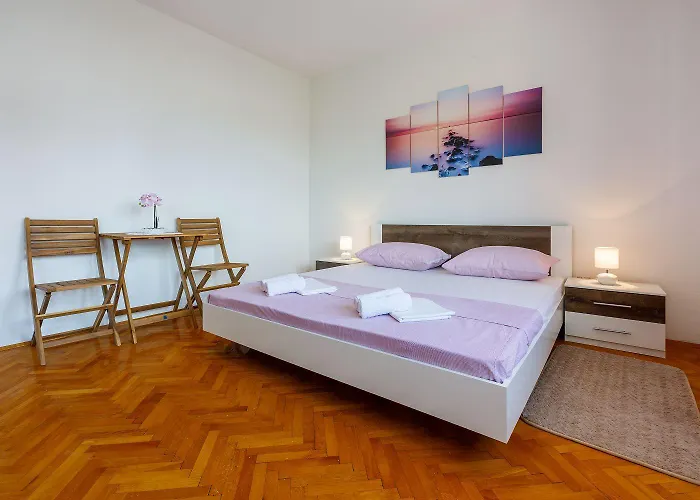 Komfortables Nur 430 Meter Zum Mit Meerblick, Balkon, Terrasse, Grillbereich *